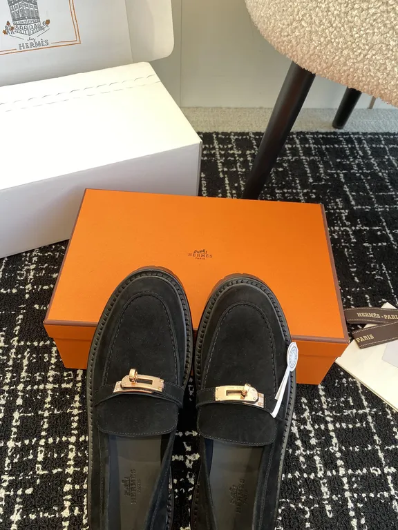 Hermes Shoe 